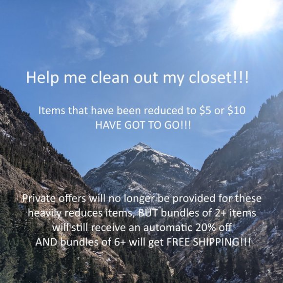 $5!!! Red Embroidered Silk Tie - Picture 3 of 3